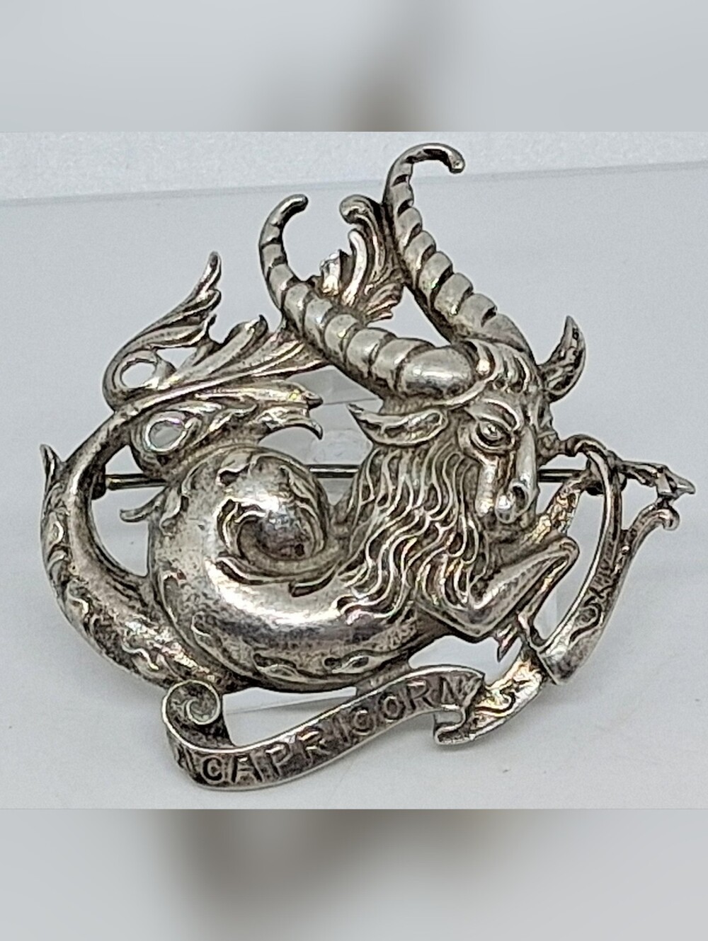 * Vintage CINI Sterling Silver 925 Capricorn Zodiac Pin Brooch - Picture 1 of 4